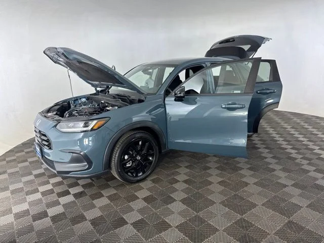 Used 2024 Green Honda Sport image 12