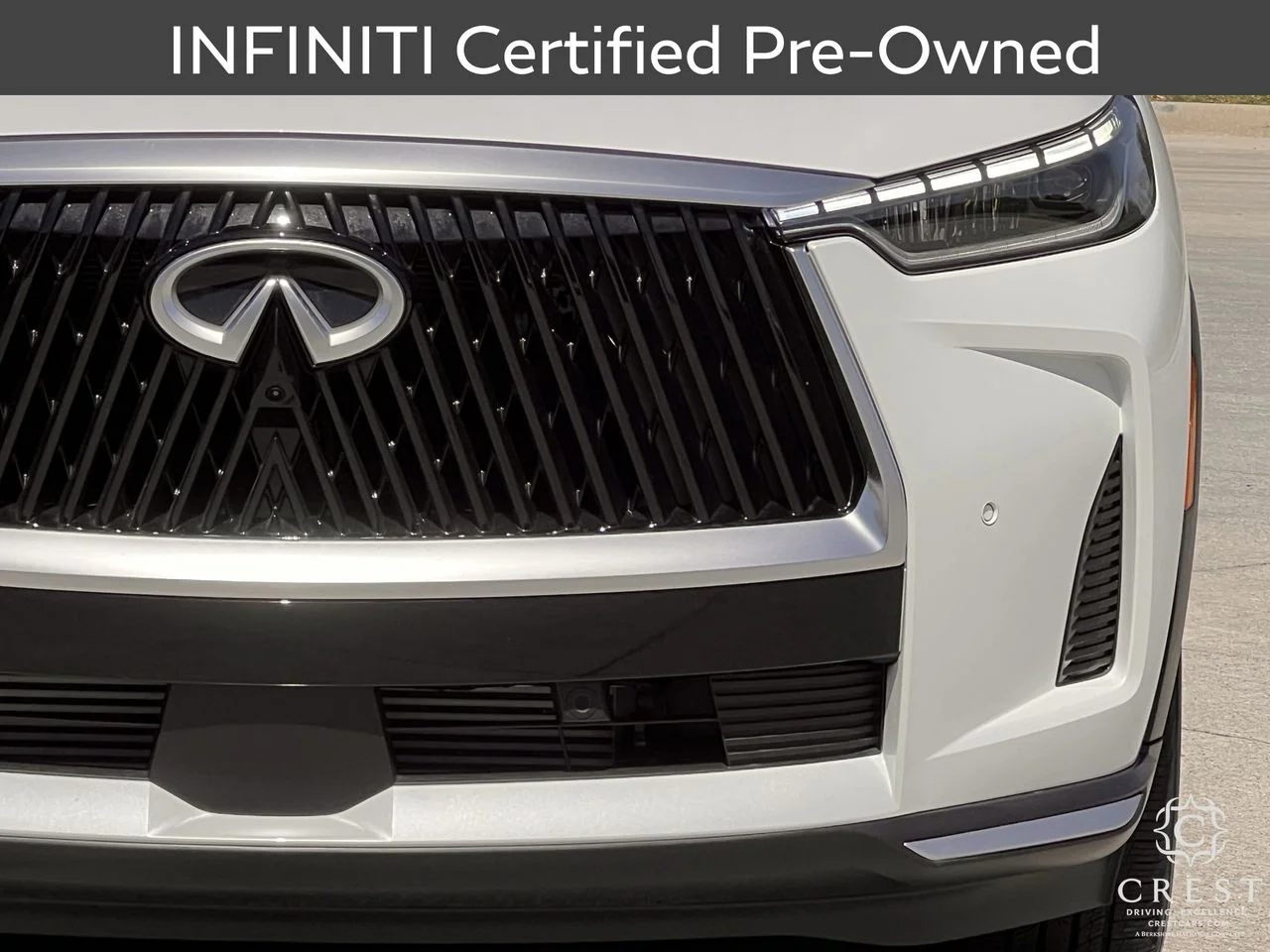 Certified Used 2027 Radiant White INFINITI LUXE image 10