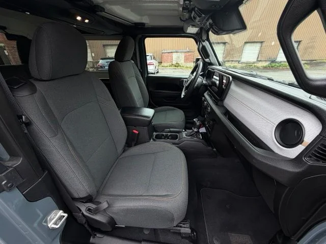 Used 2024 Gray Jeep Sport S image 13