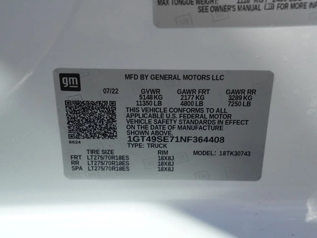Certified Used 2022 White GMC Pro image 26