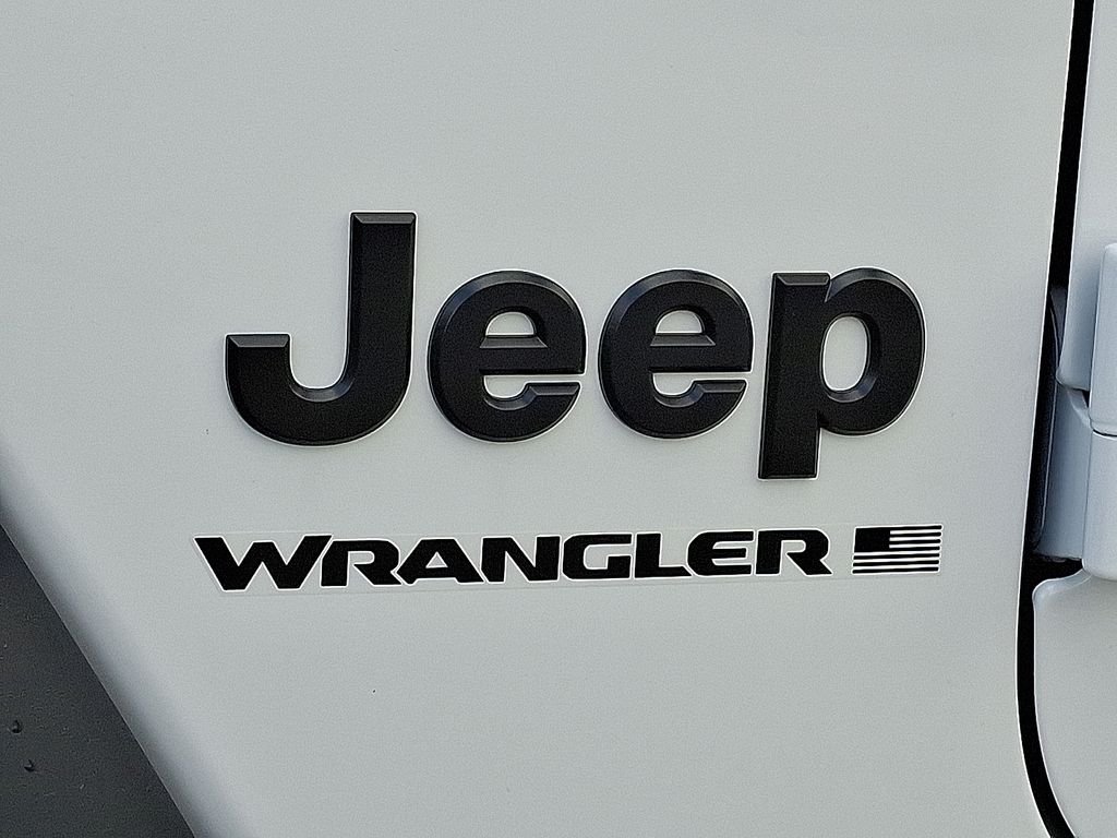New 2026 Bright White Clearcoat Jeep Sport S image 5