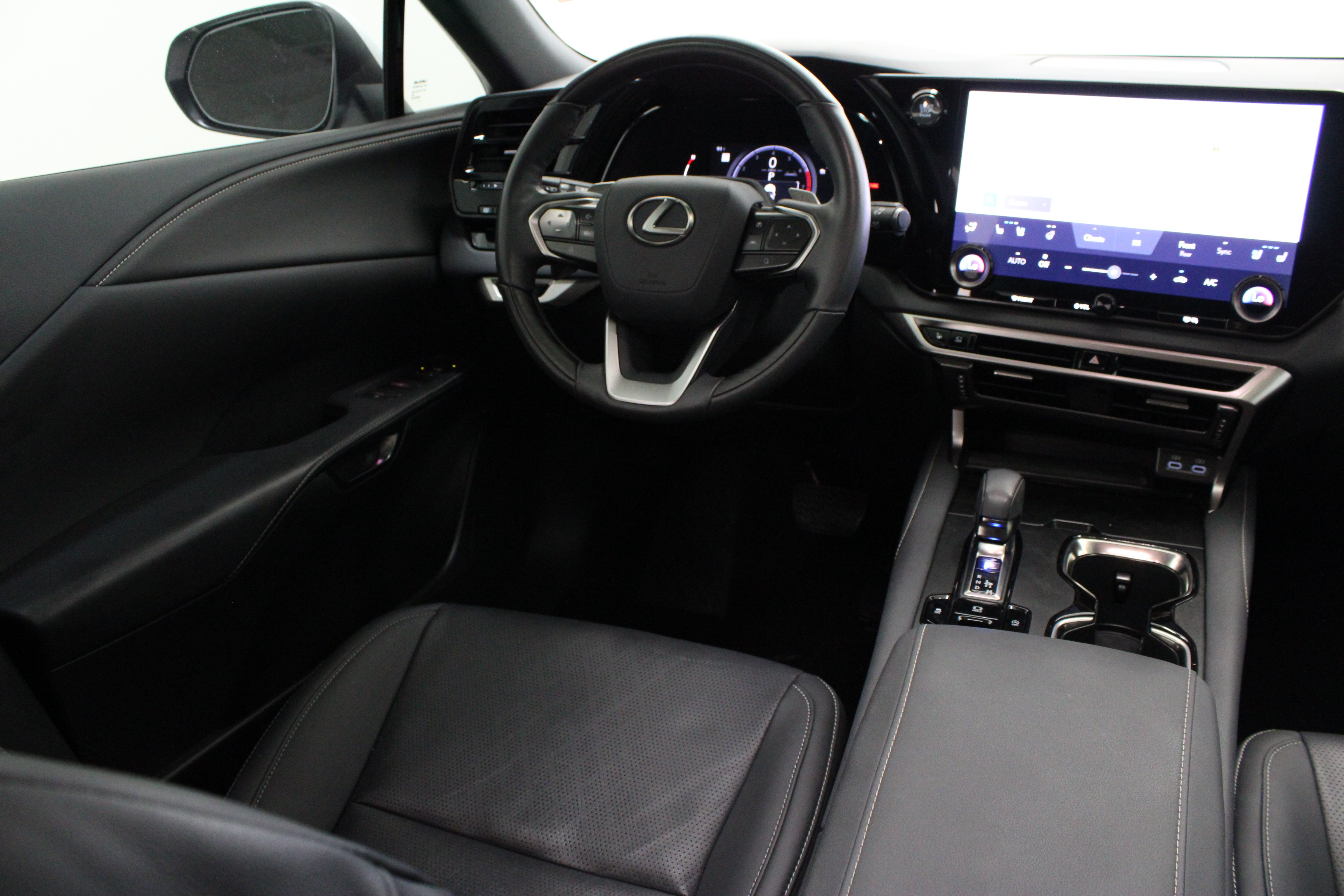 Used 2024 White Lexus RX 350 Premium Plus image 30