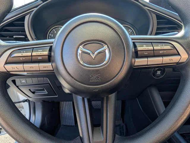 Certified Used 2022 White Mazda 2.5 S image 20