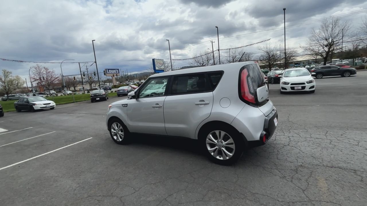 2016 Kia Soul Exclaim photo 2