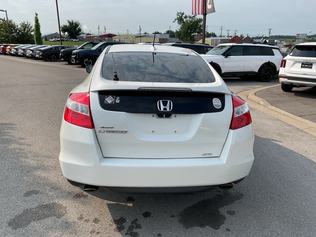 Used 2010 White Honda EX-L image 9