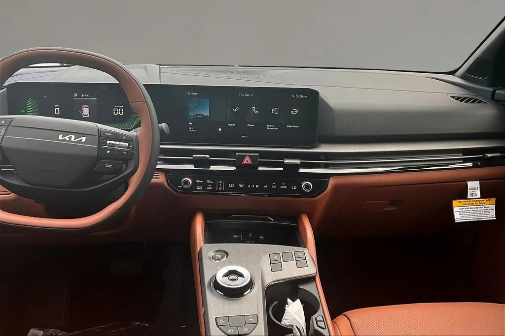 New 2027 Wolf Gray Kia X-Line image 6