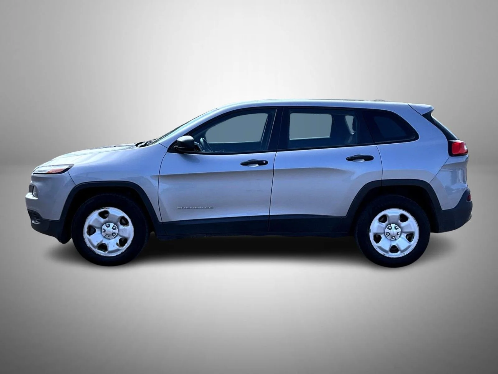 Used 2015 Silver Jeep Sport image 8