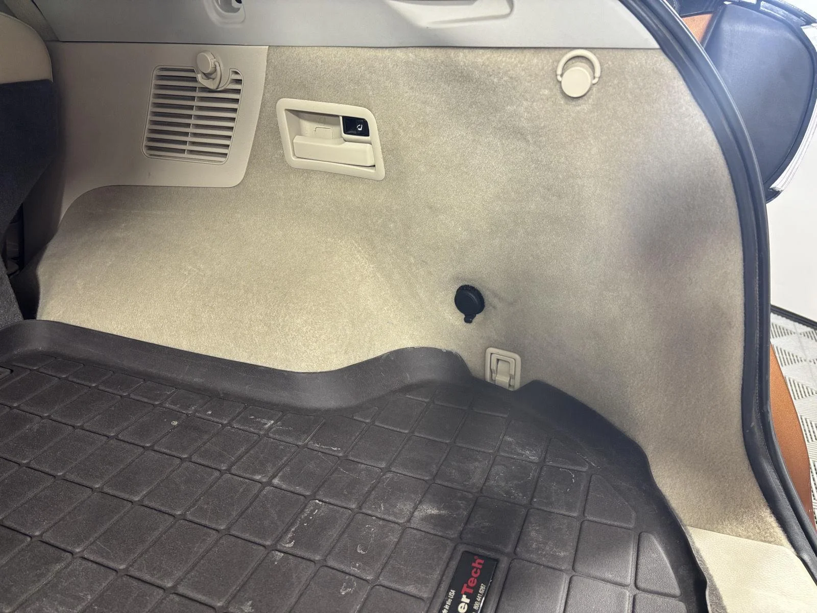 Used 2017 Pacific Sunset Metallic Nissan Platinum image 6