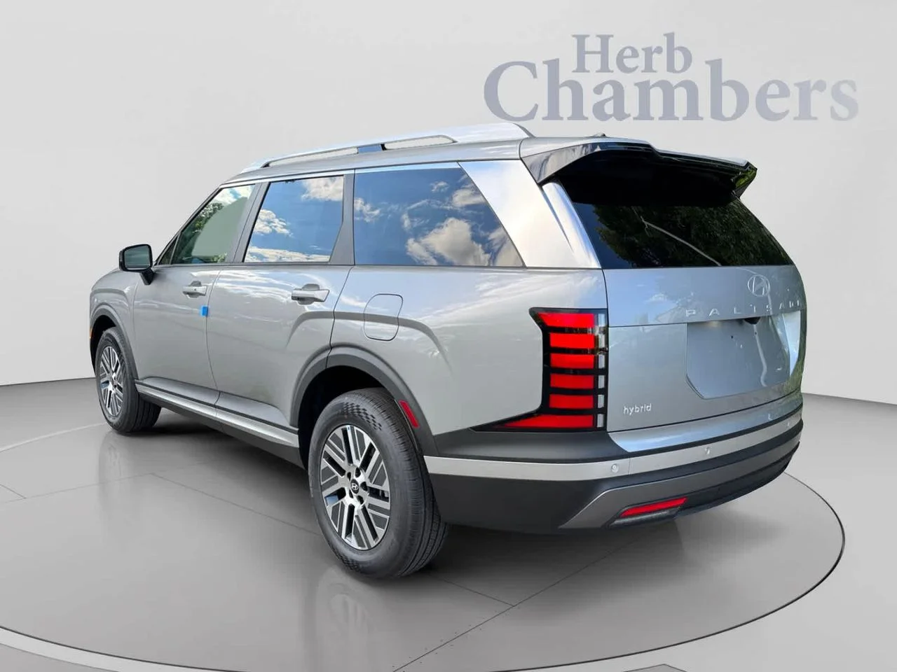 New 2027 Silver Hyundai SEL 7P image 3