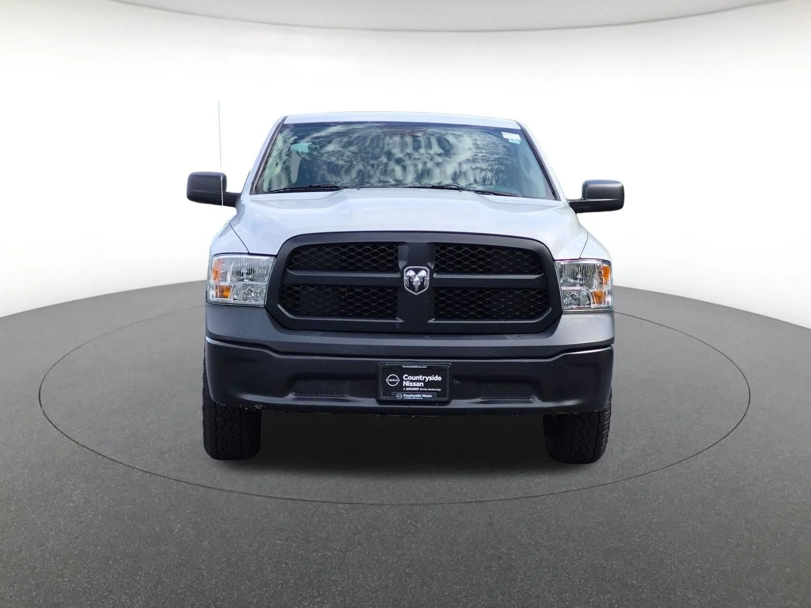 Used 2020 RAM Ram 1500 Classic Tradesman with VIN 3C6JR6DG8LG237461 for sale in Countryside, IL