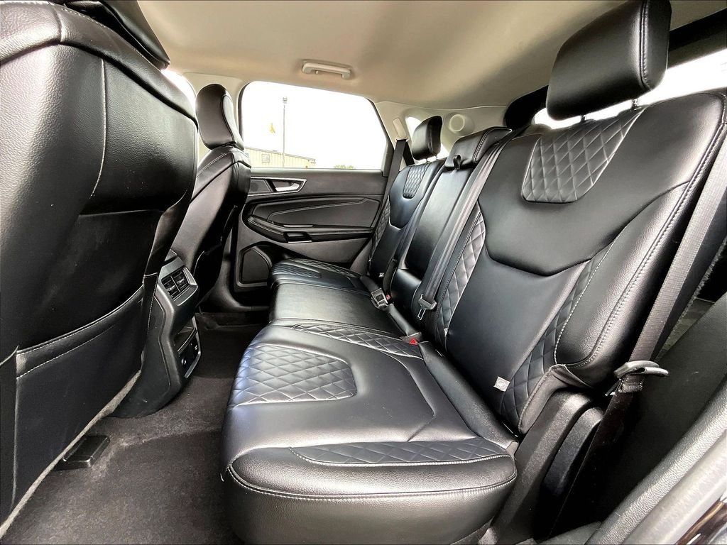 Used 2024 Black Ford Titanium image 15