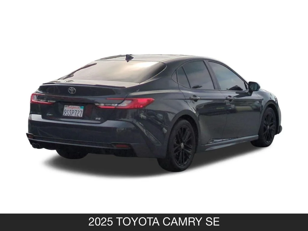 Used 2025  Toyota SE image 9