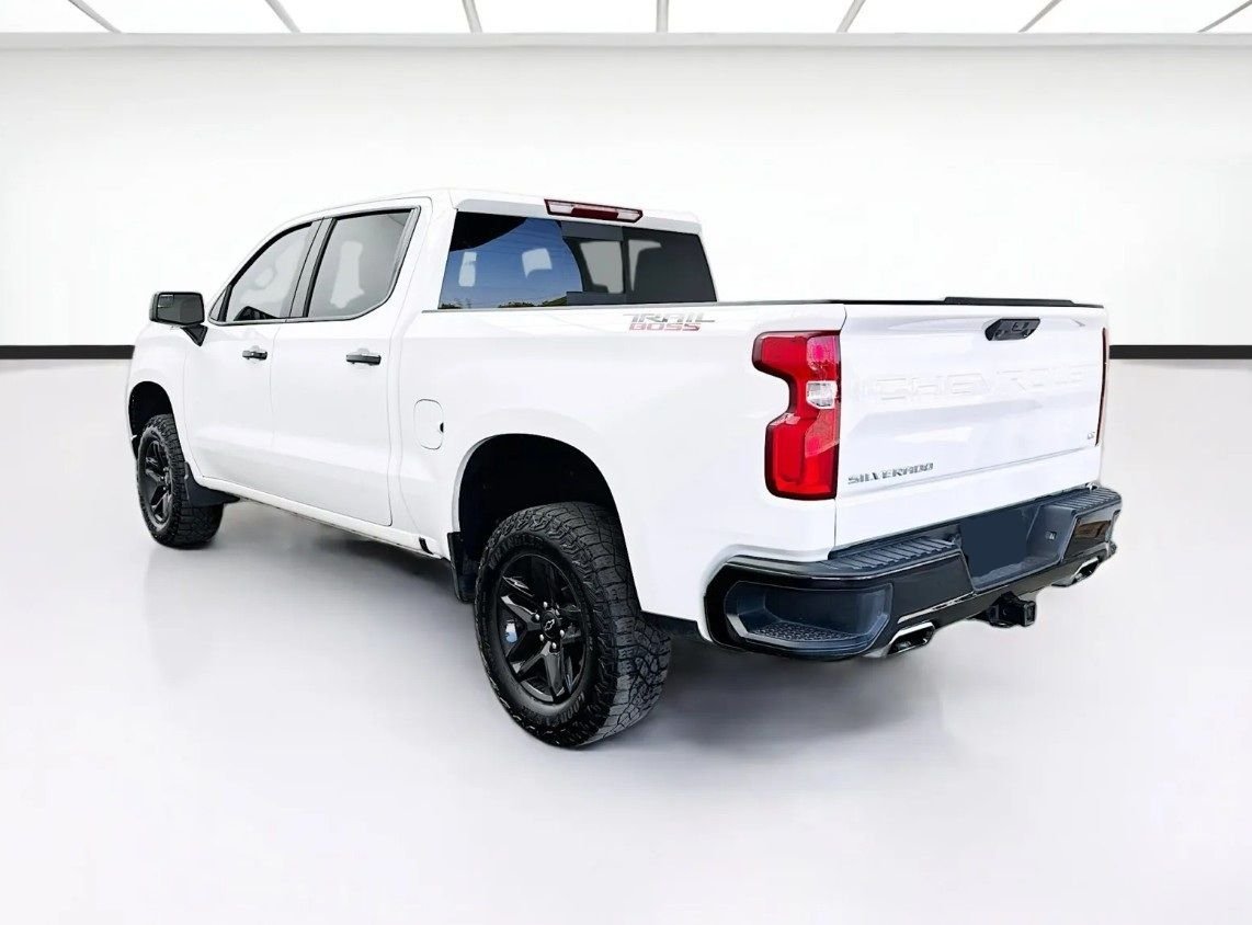 Used 2024 White Chevrolet LT Trail Boss image 4