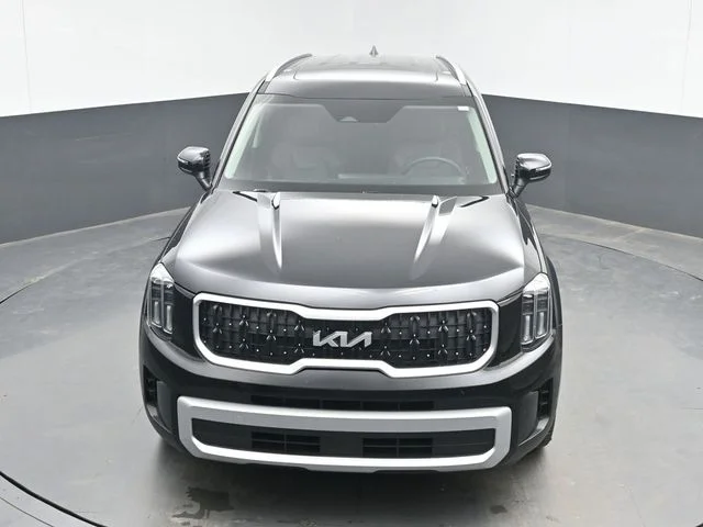 Used 2024 Ebony Black Kia EX image 14