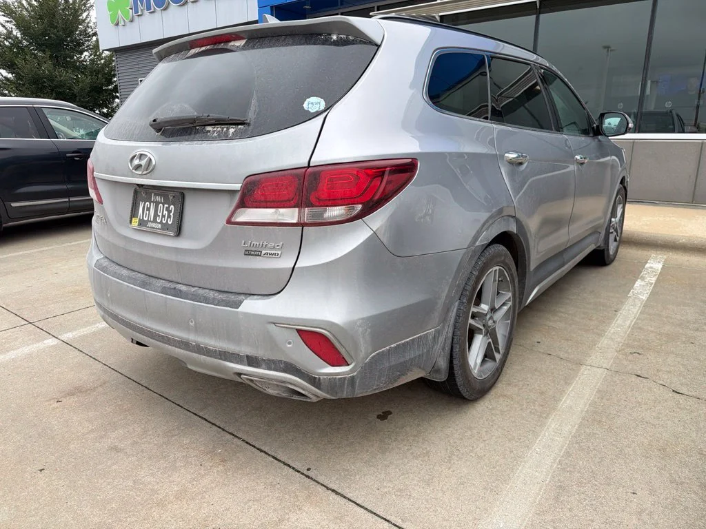 Used 2017 Gray Hyundai Limited Ultimate image 4