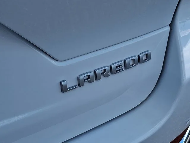 New 2025 White Jeep Laredo X image 20