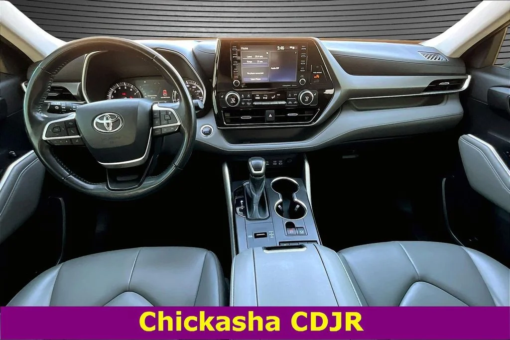 2022 Toyota Highlander XLE - Photo 7