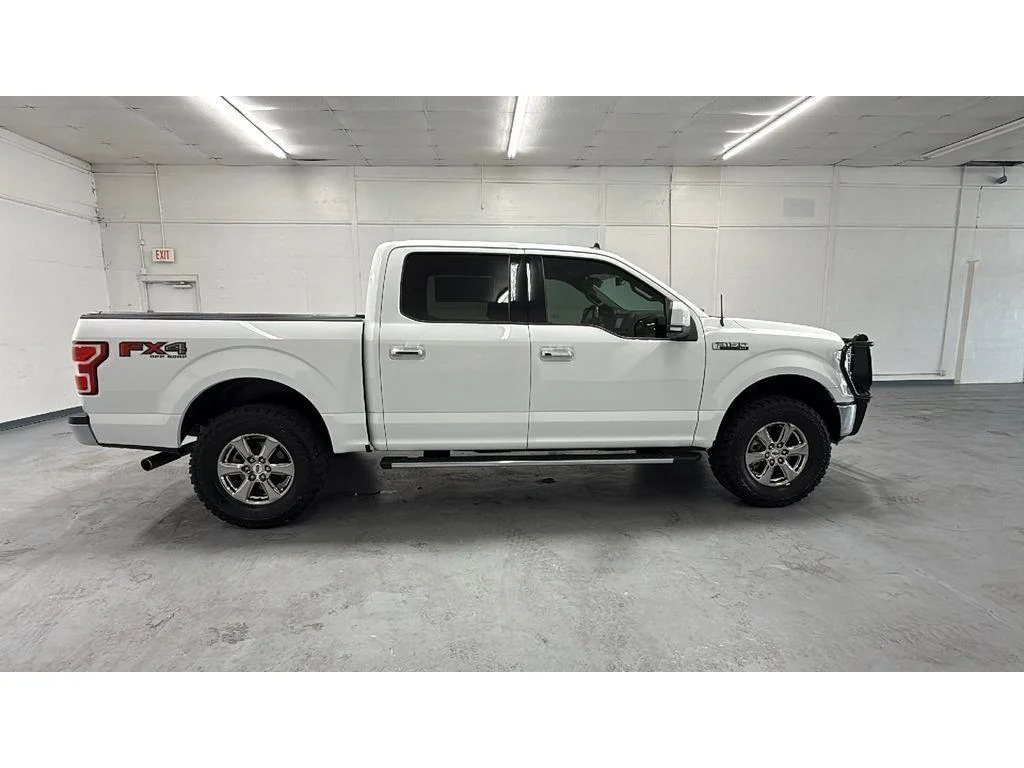 Used 2020 Oxford White Ford XLT Super Crew  4x4 3.5L 1 Owner 302A image 6