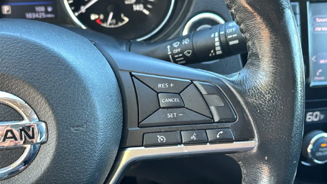 Used 2018 Silver Nissan SV image 23