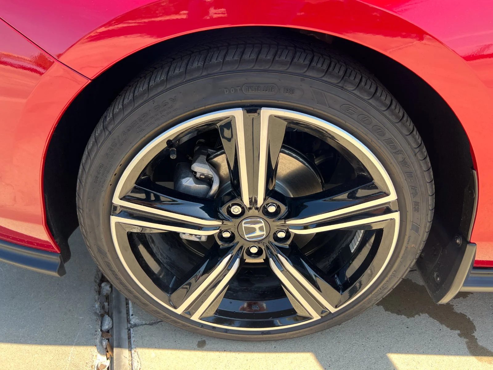 New 2026 Radiant Red Metallic Honda SE image 9
