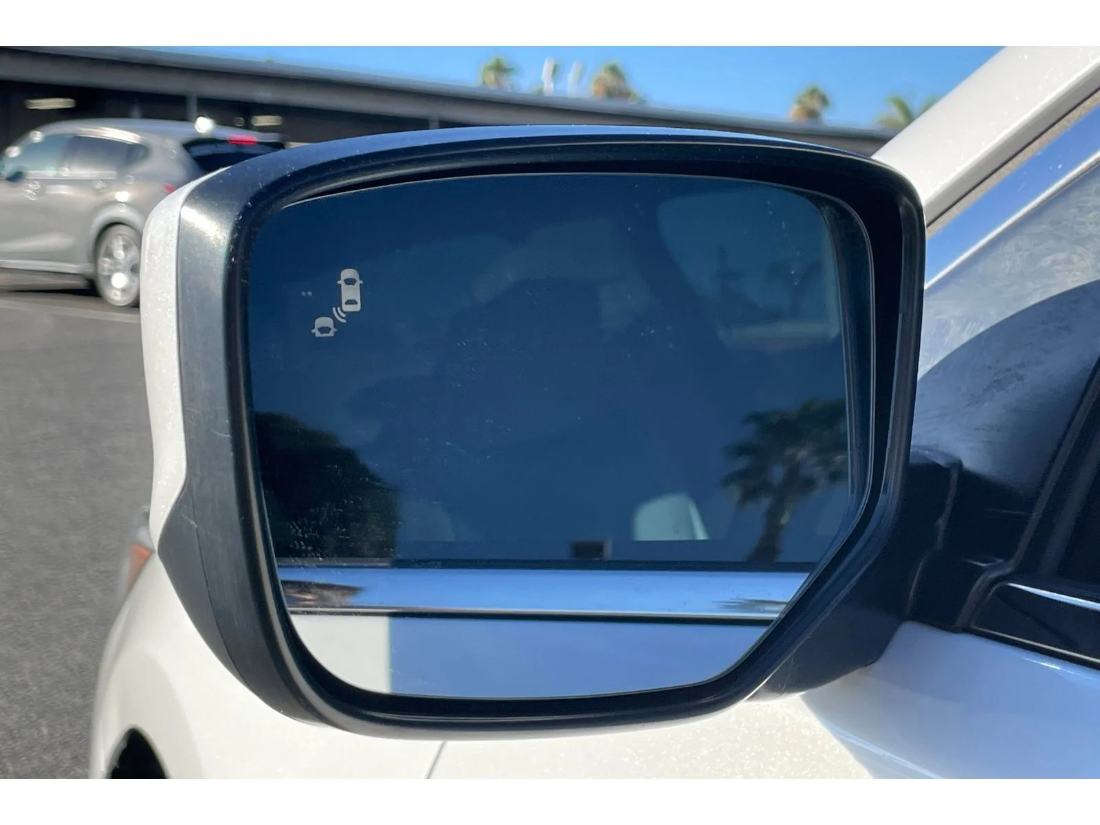 Used 2020 Platinum White Pearl Acura w/Technology Pkg image 52