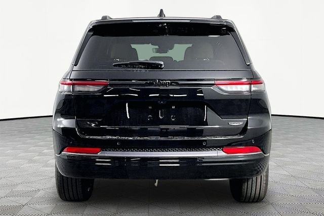 New 2026 Diamond Black Crystal Pearl-Coat Exterior Paint Jeep Summit image 5