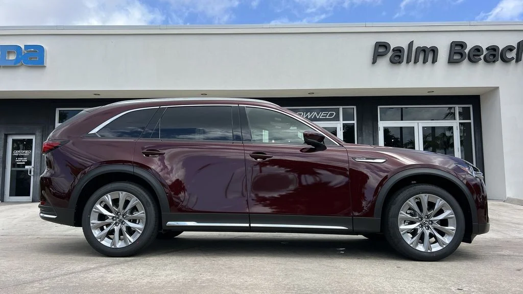 2025 Mazda CX-90 Premium Plus Package - Photo 23