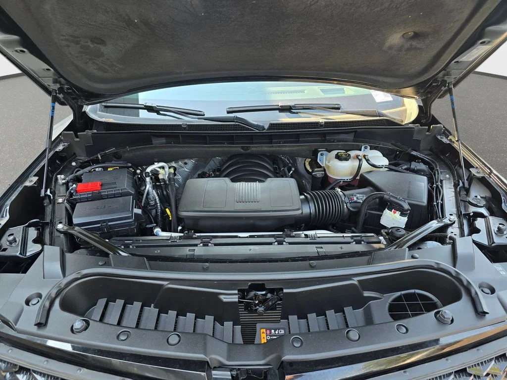 Used 2025 Black Cadillac Sport image 36