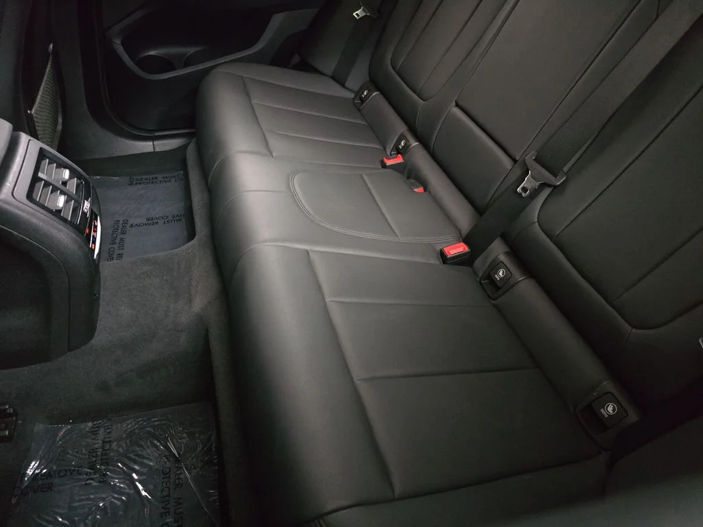 Used 2019 Silver BMW xDrive30i image 17