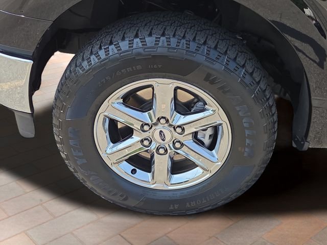 Used 2025 Black Metallic Ford XLT image 24