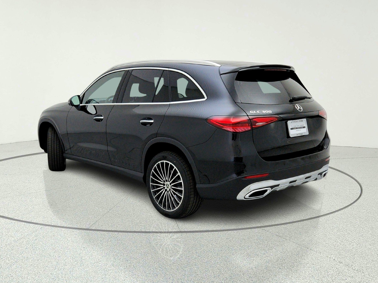 New 2026 Obsidian Black Metallic Mercedes-Benz GLC 300 SUV image 12