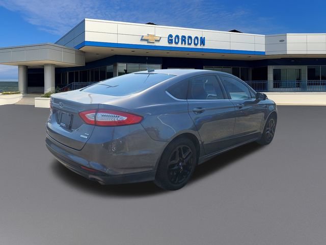 Used 2014 Gray Ford SE image 6