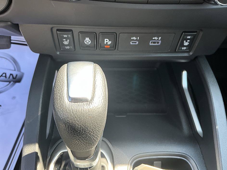 Certified Used 2025 Glacier White Nissan SL image 21