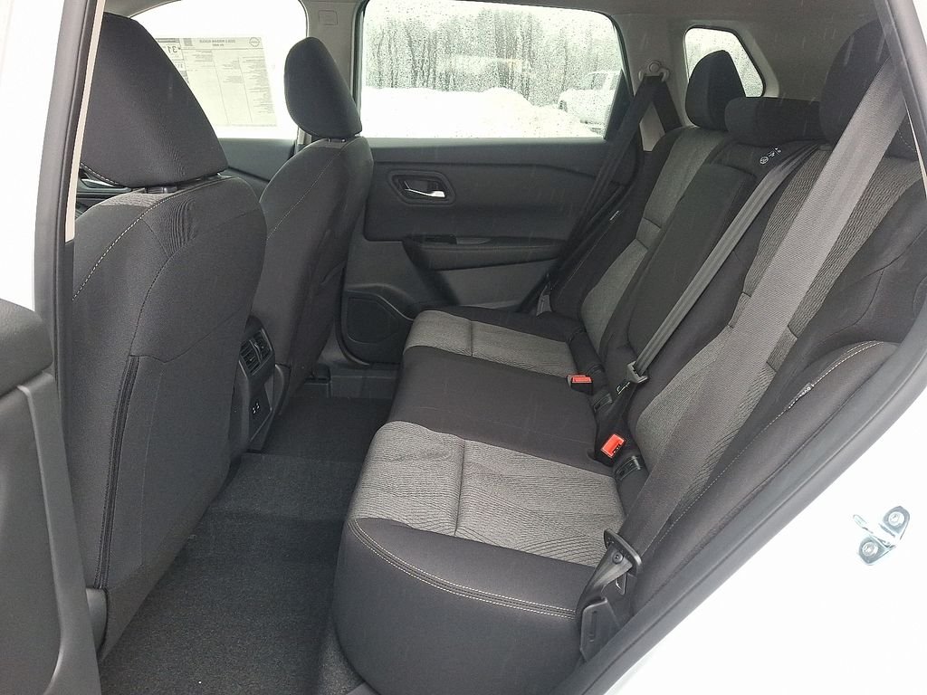 2026 Nissan Rogue — photo 6