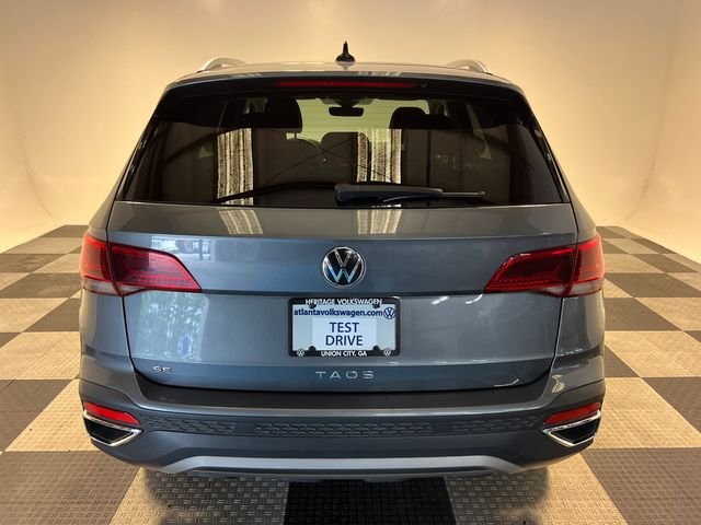 Used 2023 Gray Volkswagen 1.5T SE image 4