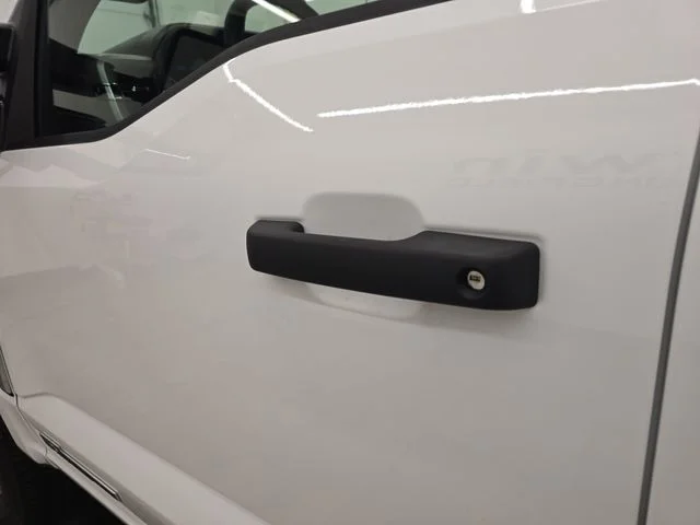 New 2026 Oxford White Ford F-250® XL image 22
