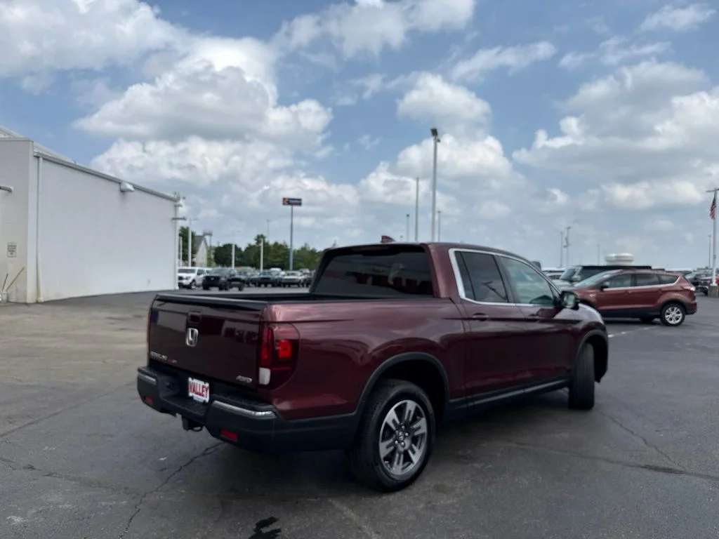 Used 2018  Honda RTL-T image 46