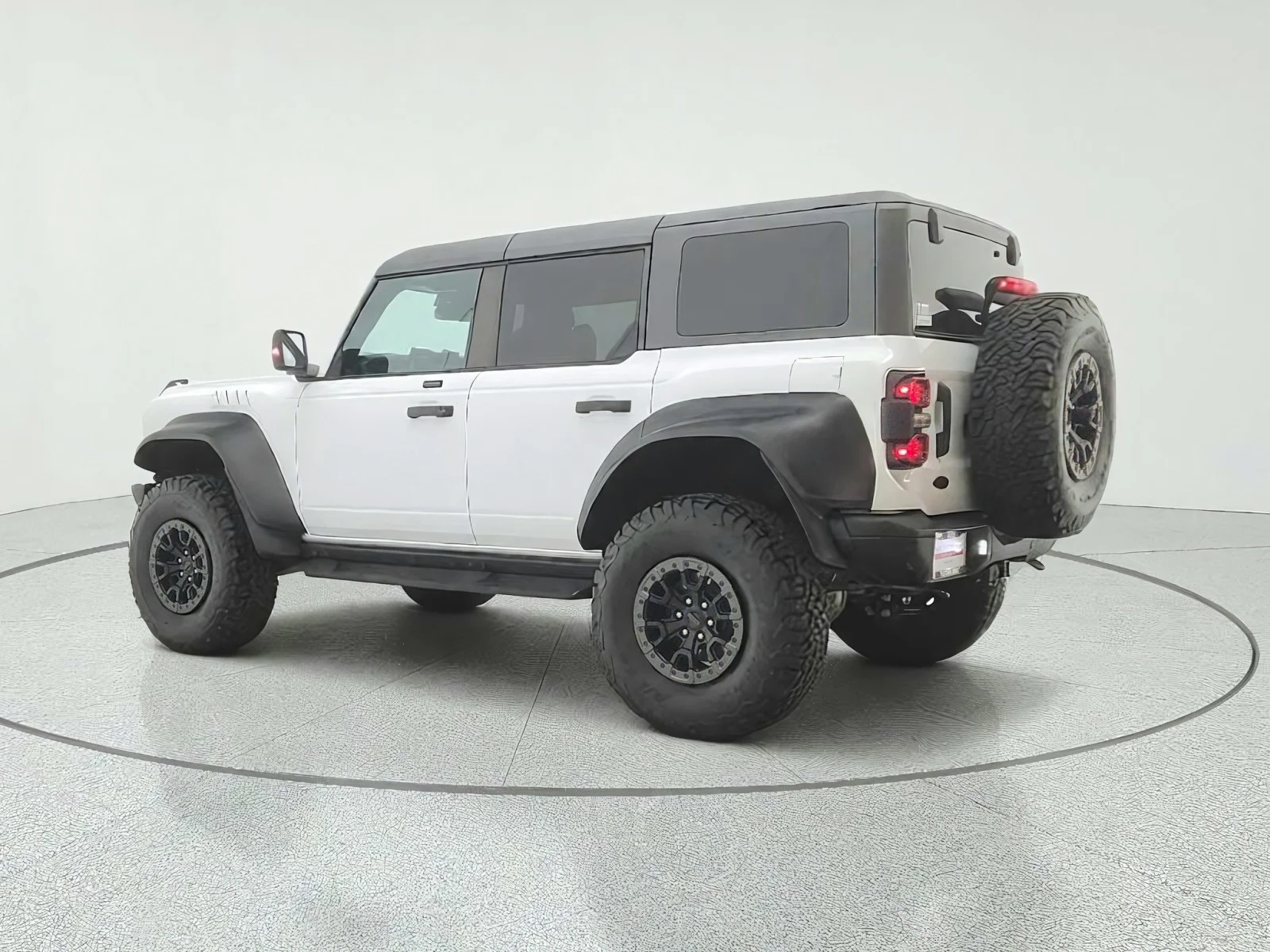 Used 2023 Oxford White Ford Raptor 4 Door Advanced 4x4 image 7