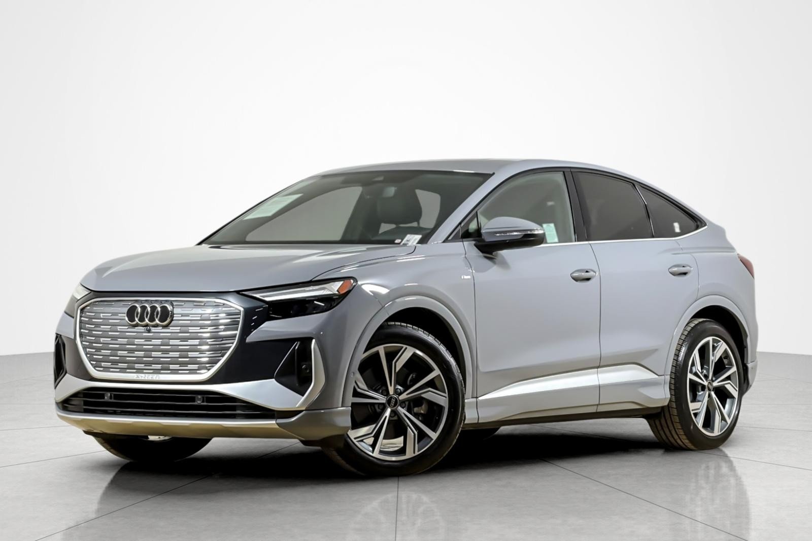 2024 Audi Q4 Sportback e-tron Premium Plus