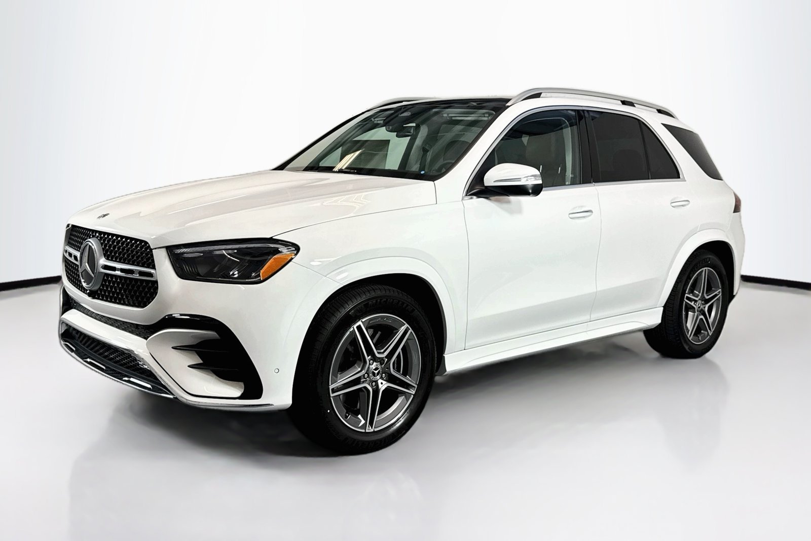 New 2026 Polar White Mercedes-Benz GLE 450 image 1