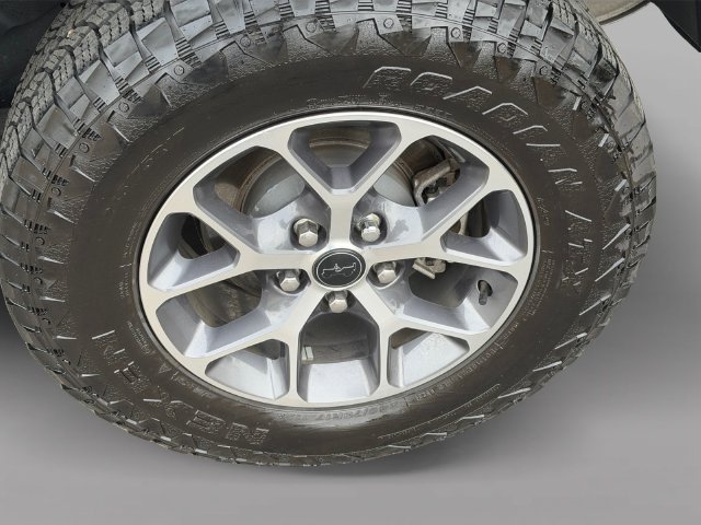 Used 2024 Green Jeep Sport S image 10
