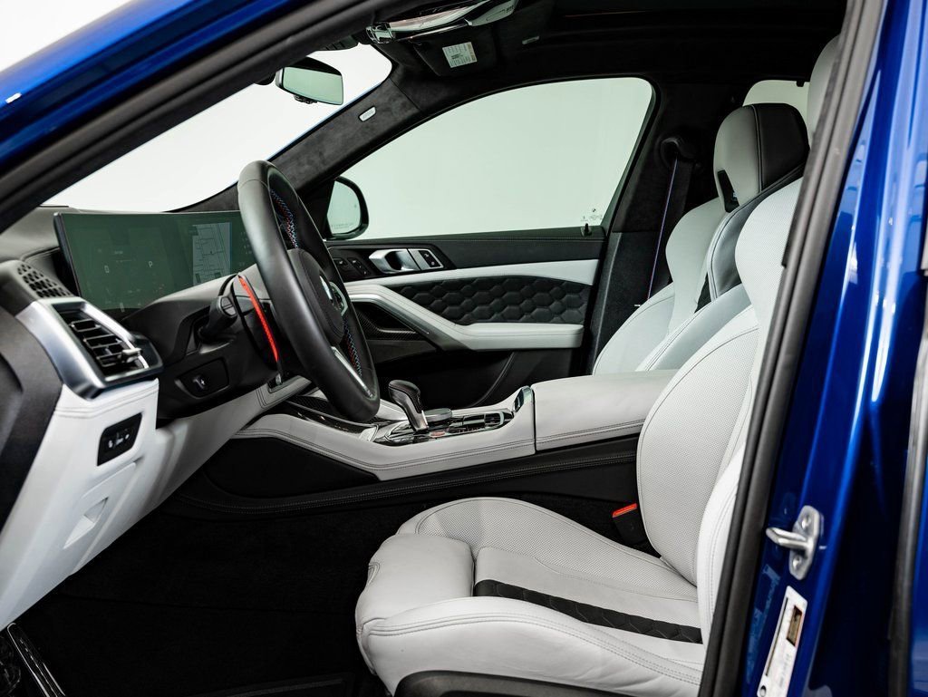 Used 2025 Marina Bay Blue Metallic BMW  image 22