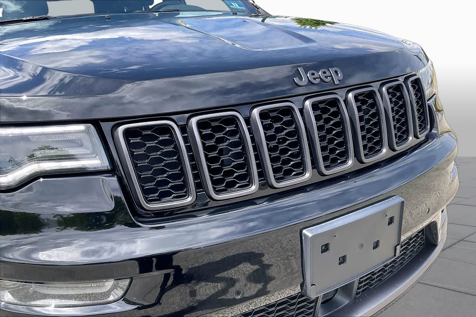 Used 2020 Diamond Black Crystal Pearlcoat Jeep High Altitude image 31