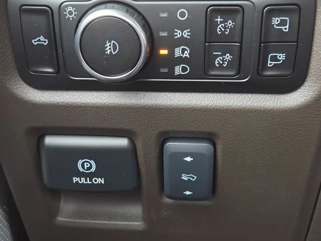 New 2026 Agate Black Metallic Ford King Ranch® image 18