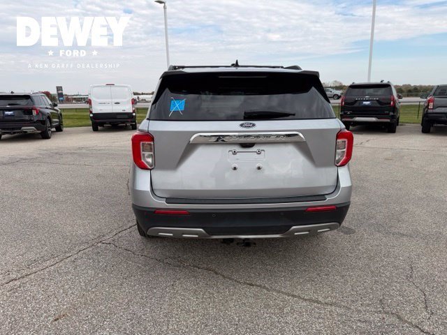 Used 2023 Silver Metallic Ford XLT image 11