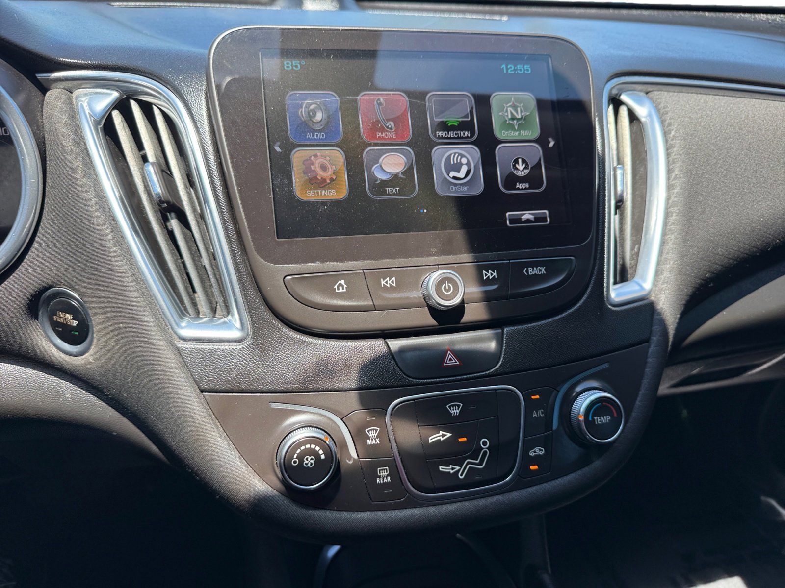 Used 2018 Gray Metallic Chevrolet LT image 12