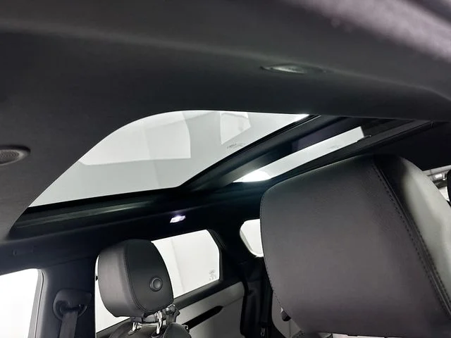 New 2026 Gray Land Rover Dynamic image 14
