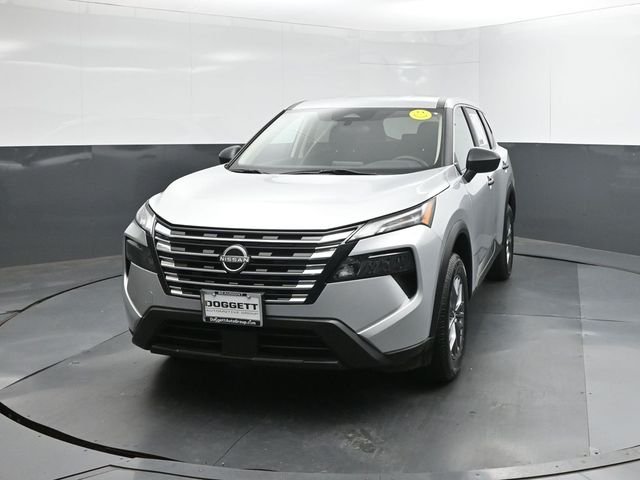 Used 2024 Silver Nissan S image 22