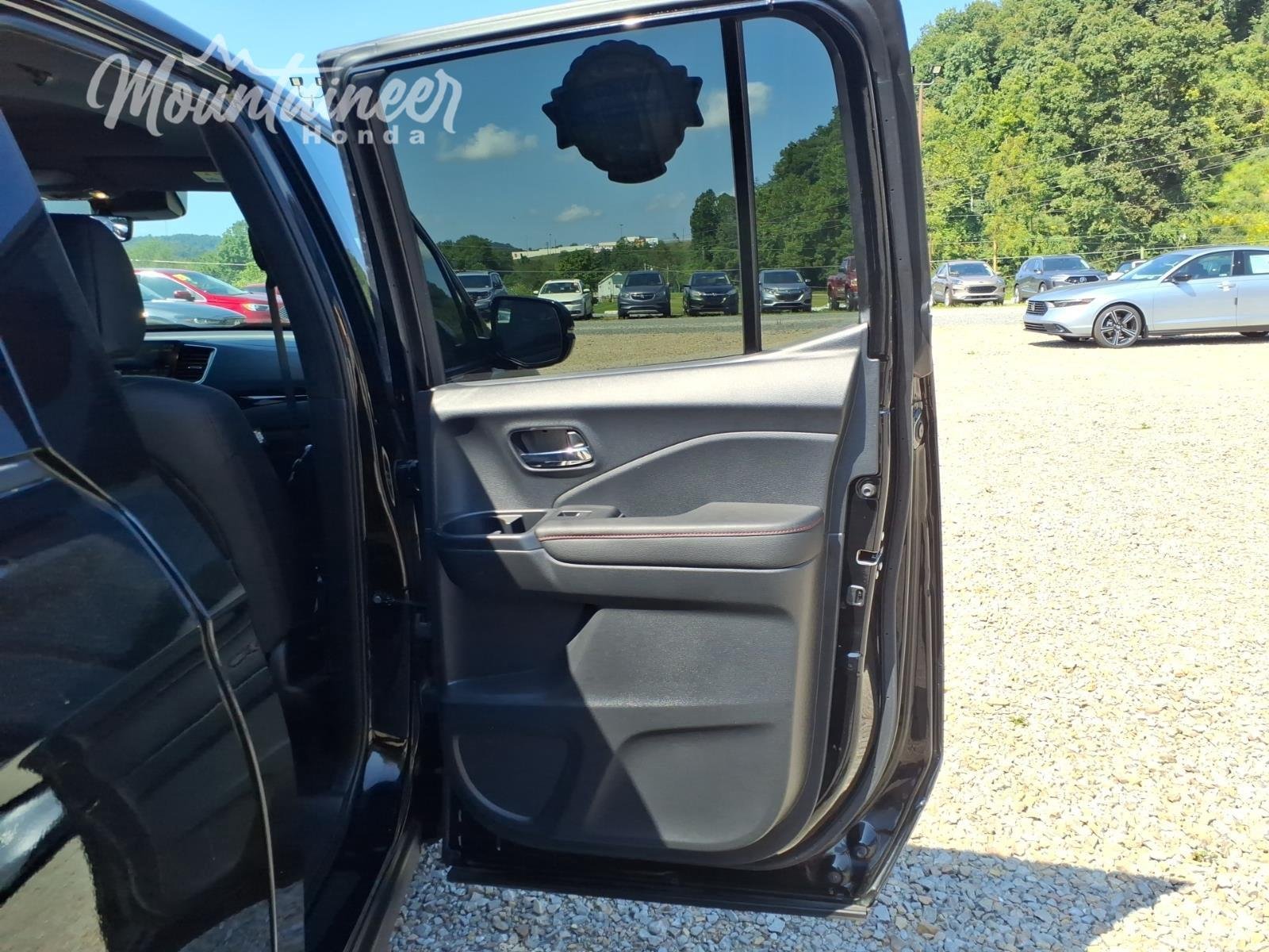Used 2024 Crystal Black Pearl Honda Black Edition image 19