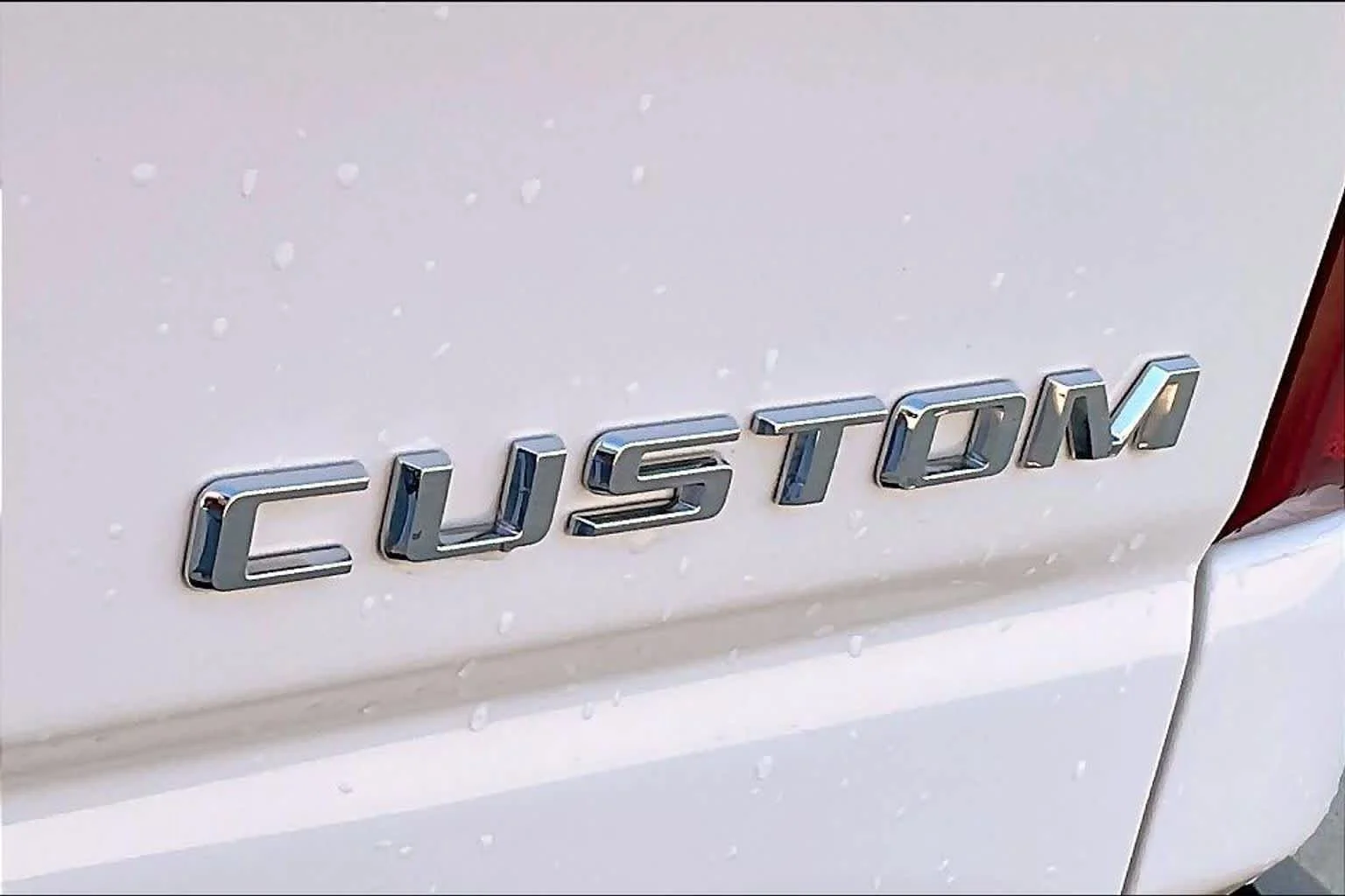 Used 2025 Summit White Chevrolet Custom image 8